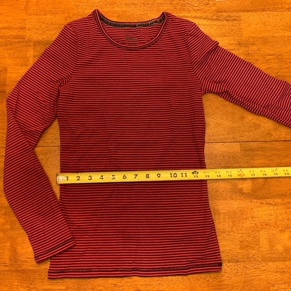 Boden Essential Crew Neck tee - Picture 9 of 10